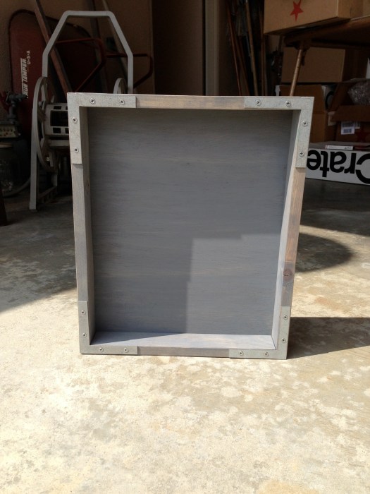 the base of the box is done!